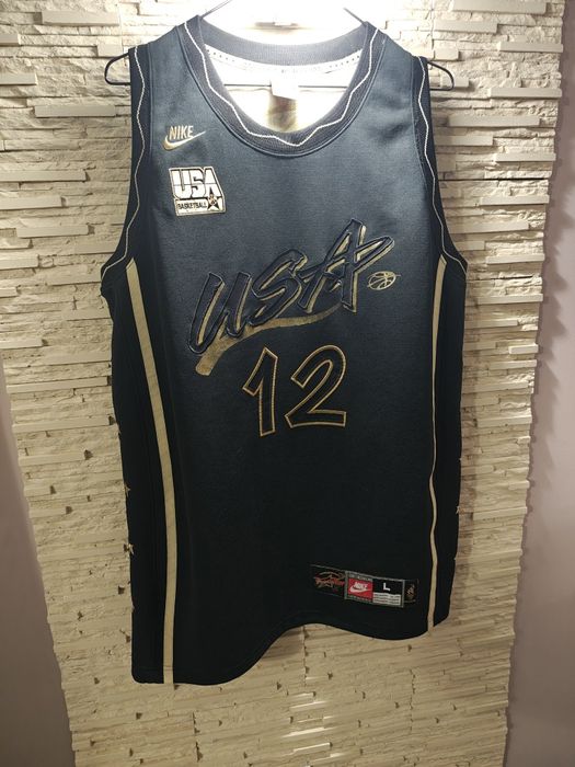 Maiou Nike ,dream team nr 12 ( colecție )