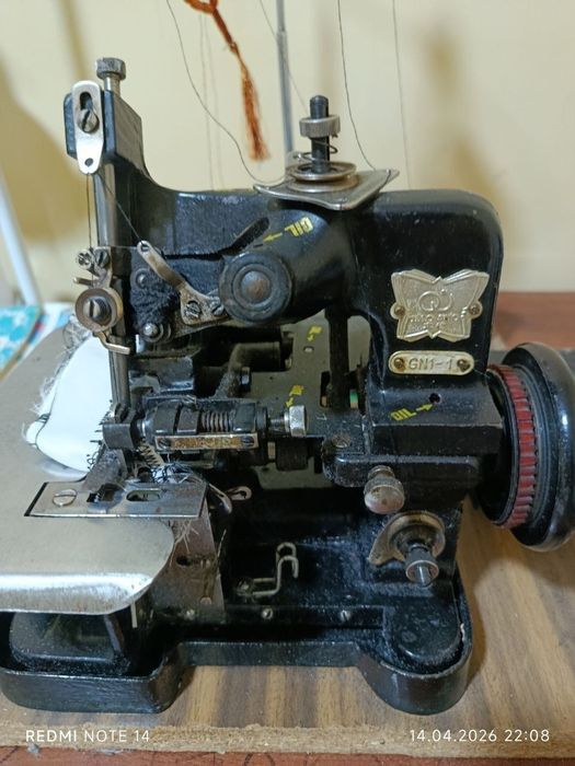 Продаётся оверлок