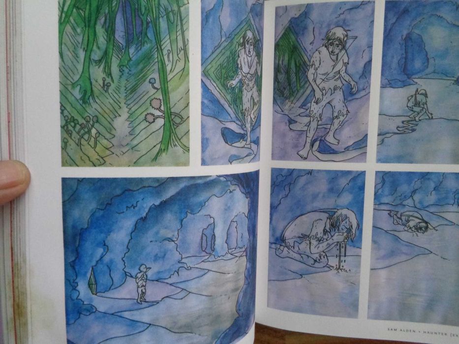 Продавам книгата ; The Best American Comics 2013