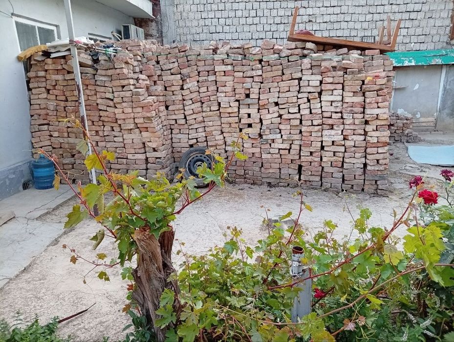 (Кирпич) Pishkan g'isht