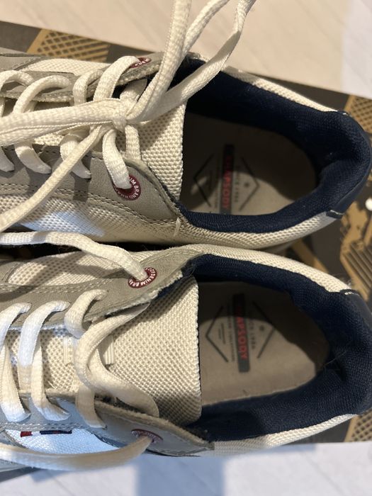 Кроссовки мужские