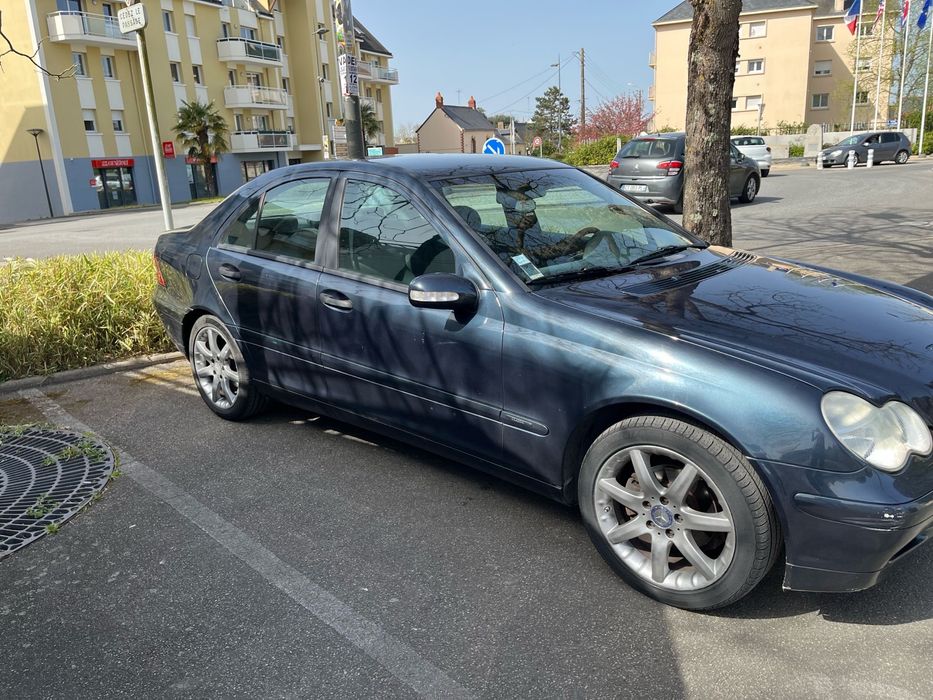 Mercedes w203 2.2