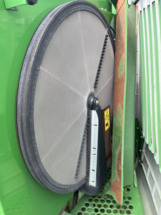 Dezmembrez combina agricola John Deere 9880 STS
