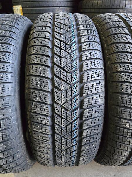 235/50/20 PIRELLI 4бр