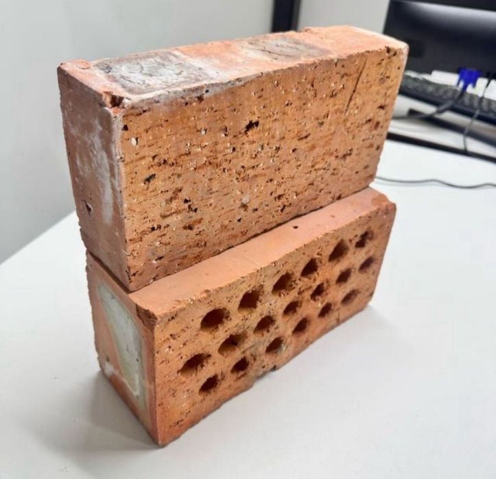 Кирпичи строительные керамические