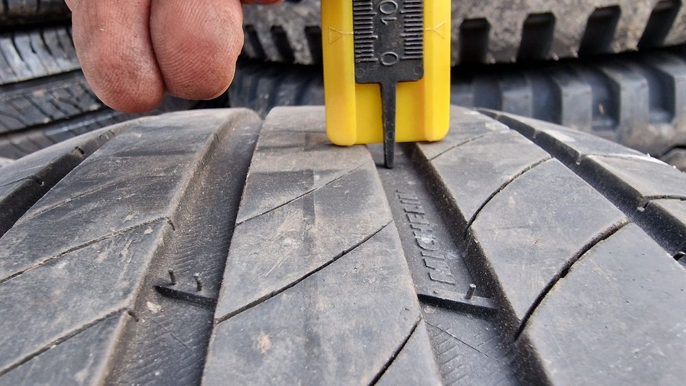 Anvelope 235/45R20 marca Michelin ,DOT 2023,6 mm