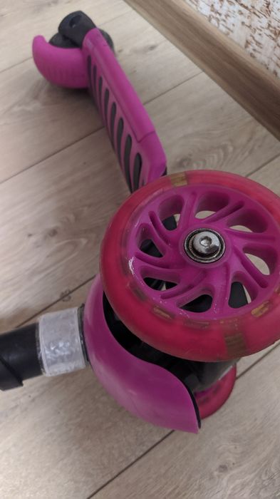Продам самокат детский