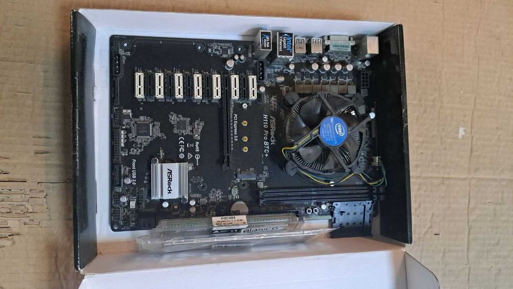 ASRock H110 Pro BTC+ 1151    Комбо