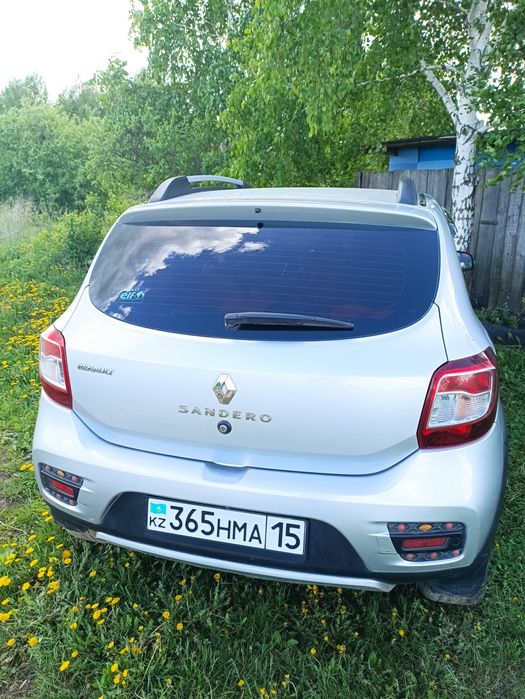 Renault sandero продам