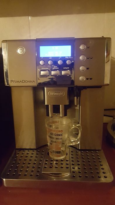 Automat cafea expresor Delonghi PrimaDonna