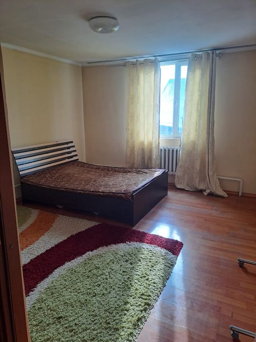 Продам два дома на участке