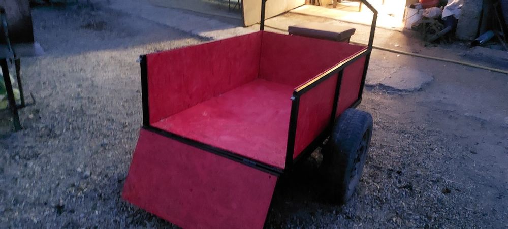 Fac la comanda remorci motocultor sau atv