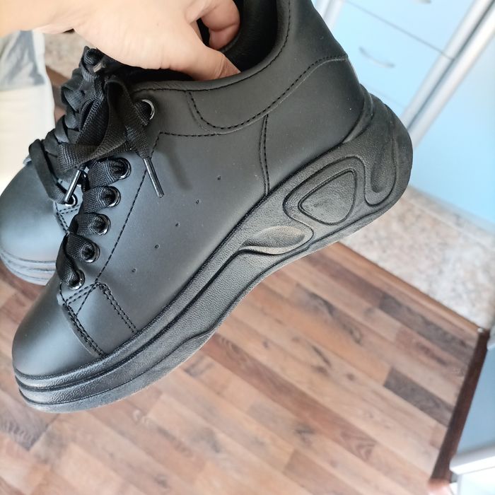 маратонки с платформа/сникърси