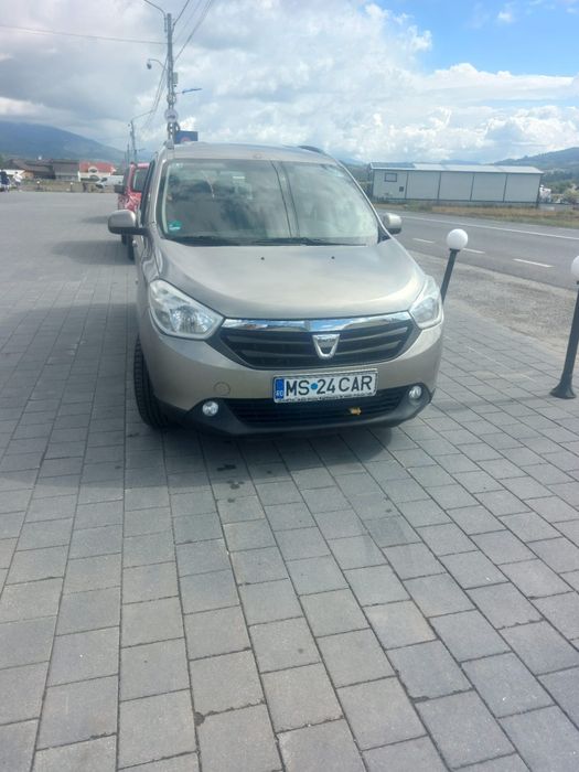 Dacia Lodgy 1.5 dCi 110 CP, 2012, 7 locuri