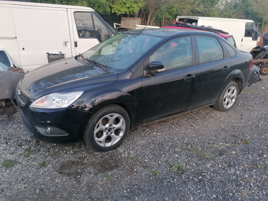 Bara fata capota aripa far trager Ford Focus