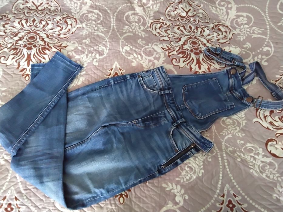 Продам тёплую куртку,размер 44