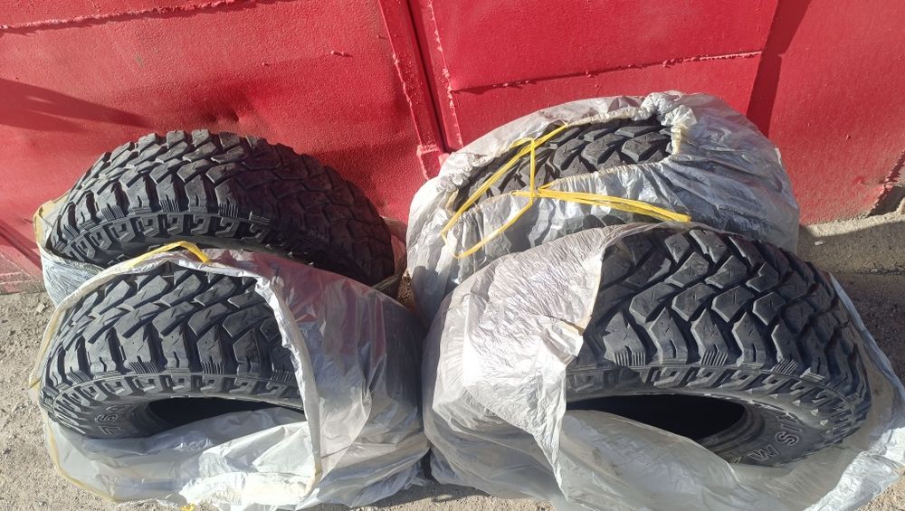 Резина грязевая Максимус R15