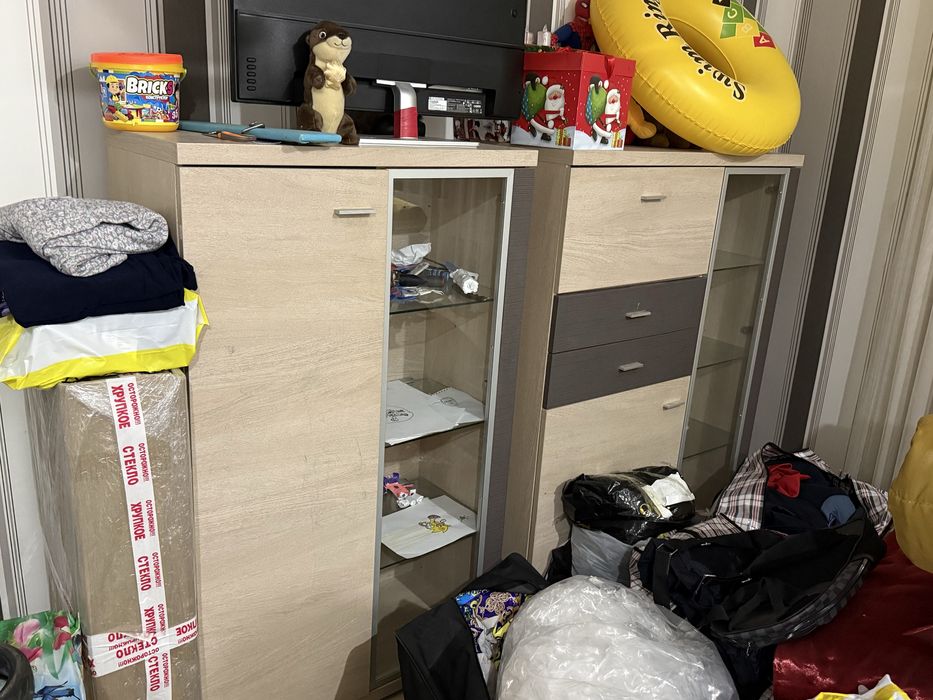 Рабочий стол, шкаф