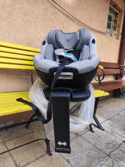 ЧИСТО НОВО! Детско столче за кола Maxi Cosi Mica I-Size 0-18 кг. ISOFI