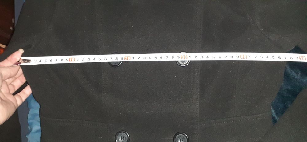 Късо дамско палто