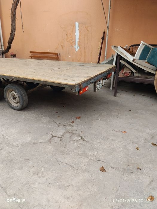 Maskvich 412 yili sotladi tirkamasi ham bor