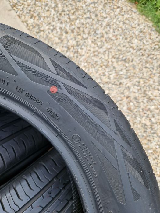 4anvelope vara aprx Noi 235 55 18 Continental