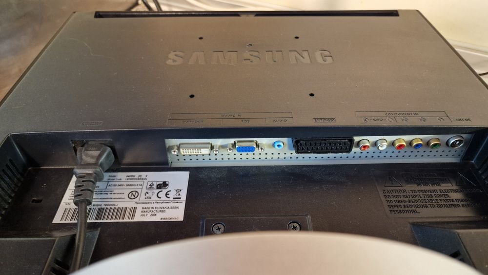 SAMSUNG Телевизор/монитор 19"(48cm), модел: 940MW, LS19DOCSS/EDS