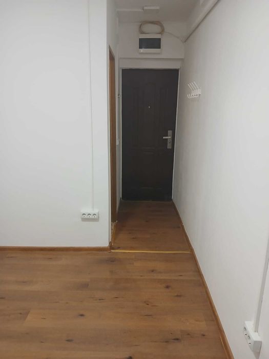 Vand garsoniera zona Burdujeni