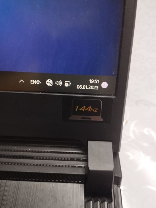 Продам ноутбук в