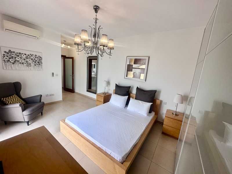 Дава се под наем Тристаен апартамент в София, Център - 90 кв.м за 504.9 € - Снимка #3