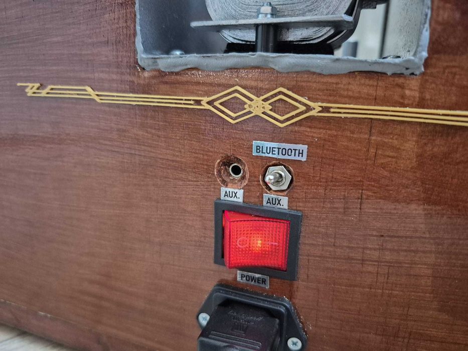 Boxa Bluethooth cu amplificare pe lampi(tuburi)5W