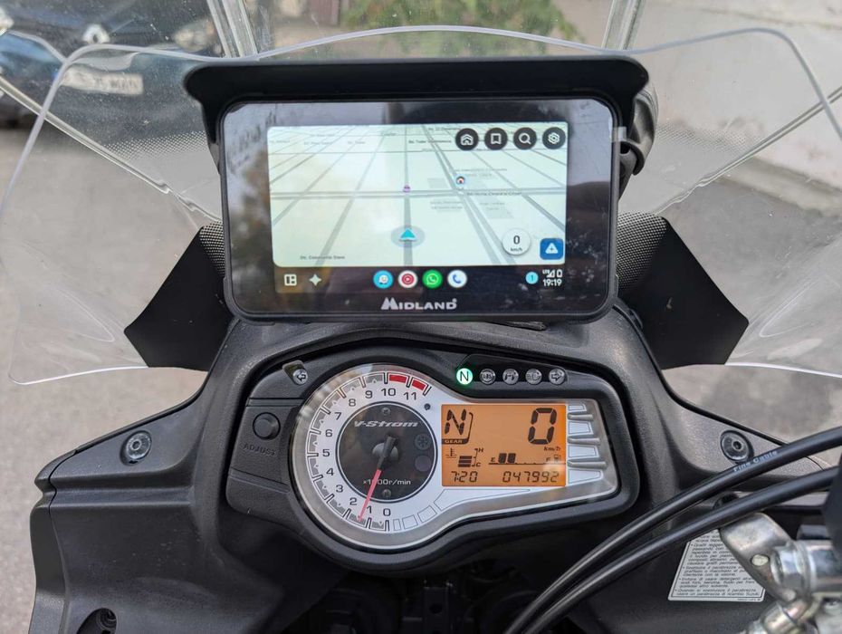 Suzuki V-strom DL 650