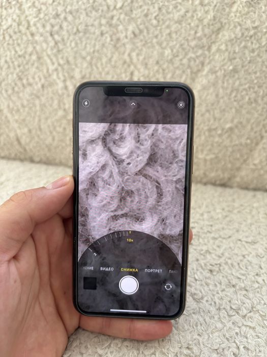 iPhone 11 Pro - Красив и в Перфектно състояние