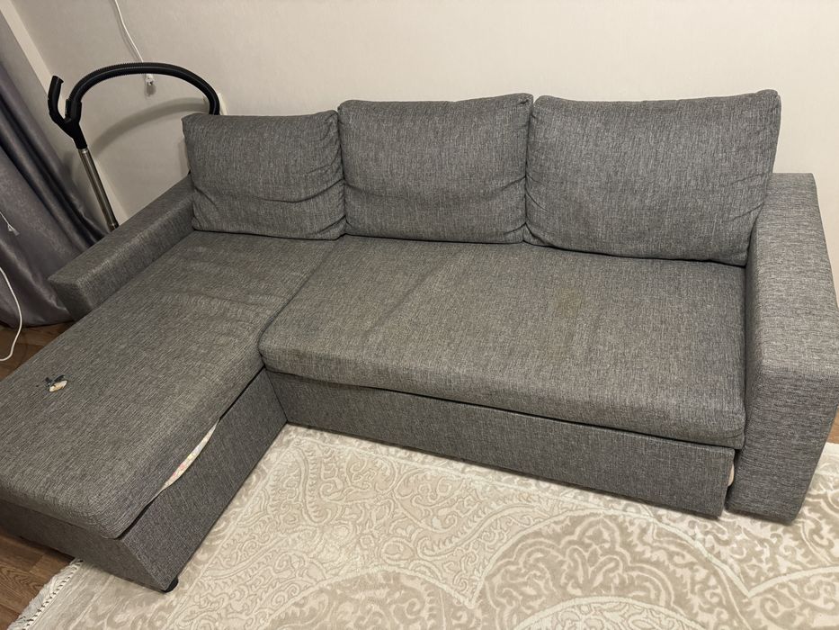 Продам диван икеа серого цвета