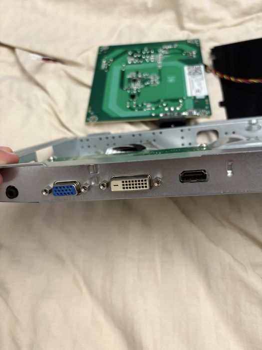 Vand piese din munitor philips