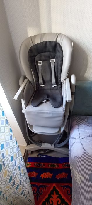 Продается Стульчик для кормления Teknum