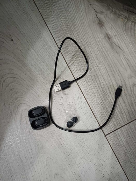 Casti wireless noi
