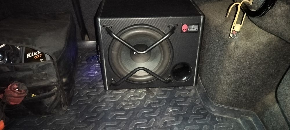 Продам сабвуфер 5 элемент