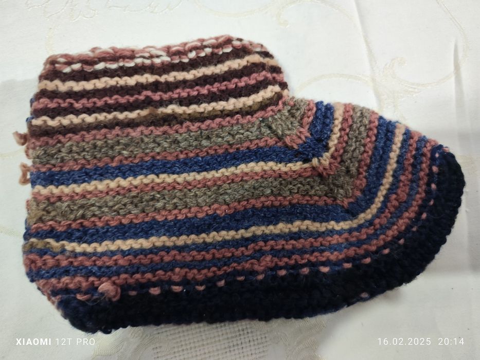 Ръчно плетени вълнени терлици