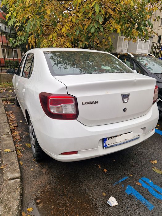 Logan 2014 1.2 GPL  avariat