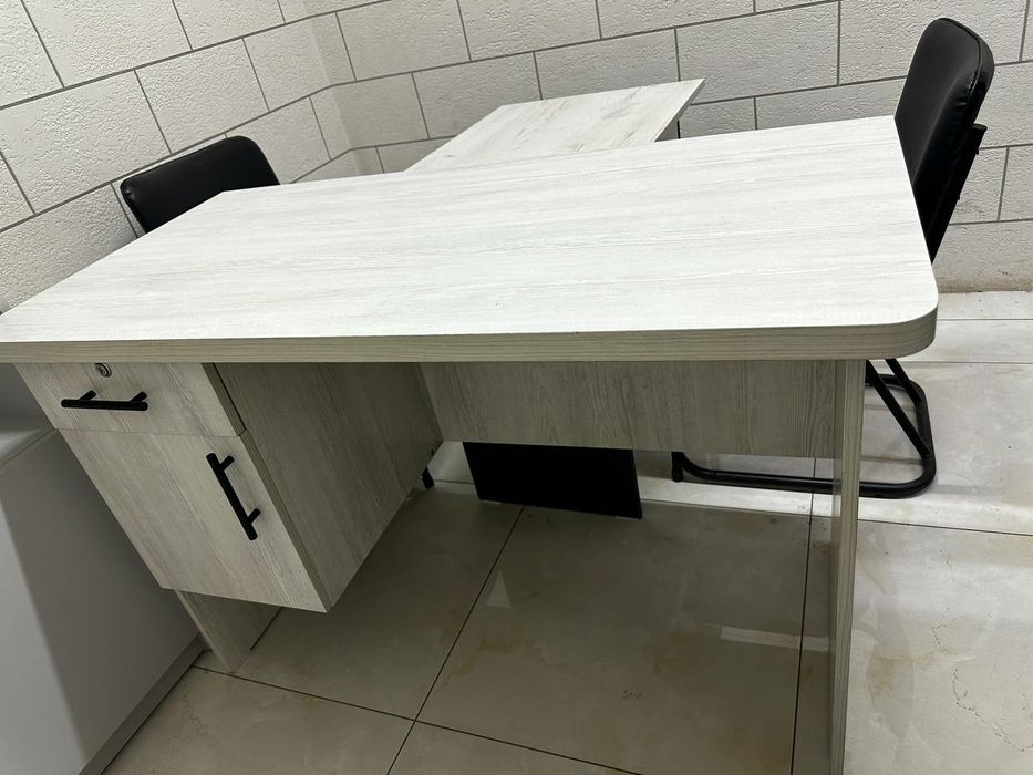 Offis mebellari sotiladi