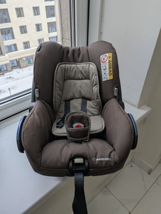 Детское кресло- люлька Maxi-Cosi
