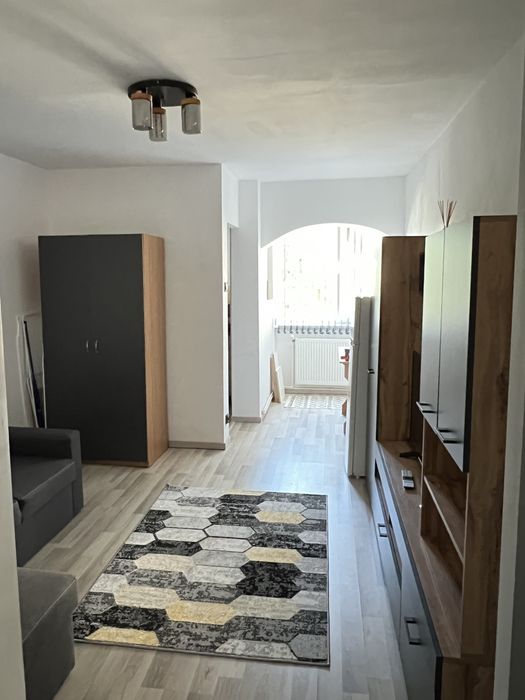 Garsoniera de inchiriat