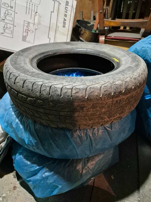 шины летние БУ продаю на вазЫ