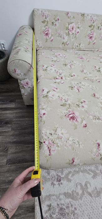 Canapea extensibila in doua perni