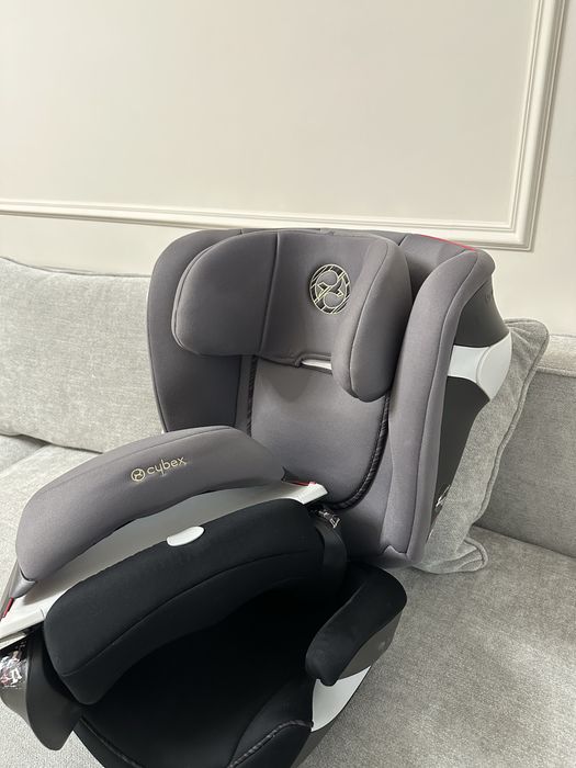Продам автокресло cybex juno mfix