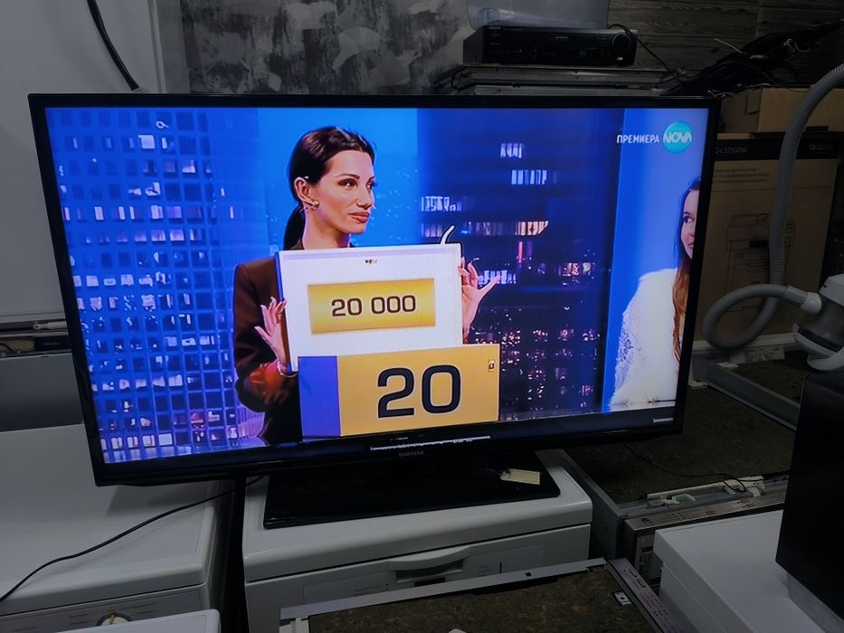 Телевизор Samsung UE46EH5450 - 46 инча смарт тв.