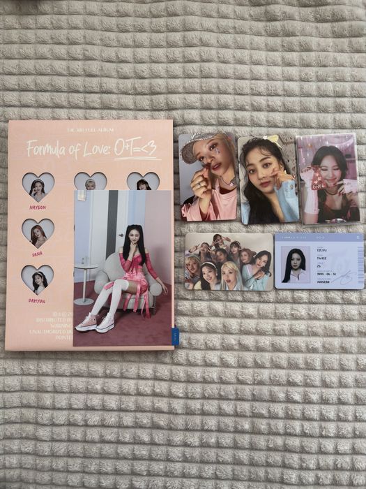Албуми на Twice.