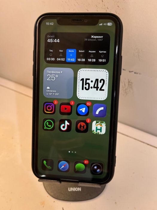 Продам iPhone 11