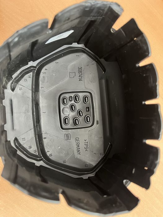 Всмукателен колектор  1.4 tsi  лентов кабел